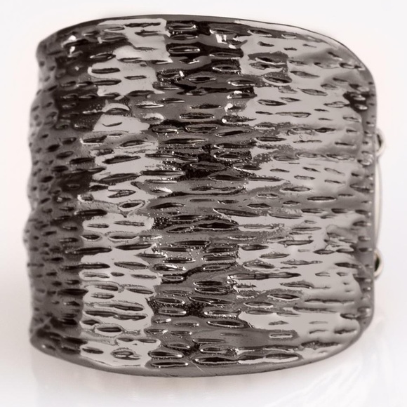 Jewelry - Picture 7 of 8